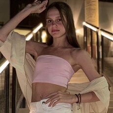 Фотография девушки Ариша, 19 лет из г. Москва