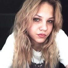 Фотография девушки Вика, 21 год из г. Старый Оскол