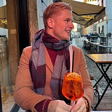 Фотография мужчины Владислав, 30 лет из г. Санкт-Петербург