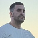 Михаил, 32 года