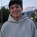 Сакен, 23 года