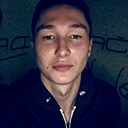 Макс, 33 года