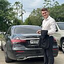 Денис, 33 года