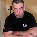 Максим, 18 лет