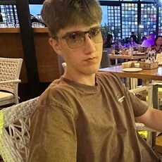 Фотография мужчины Максим, 18 лет из г. Томск