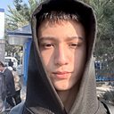 Сардор, 18 лет