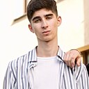 Максим, 22 года