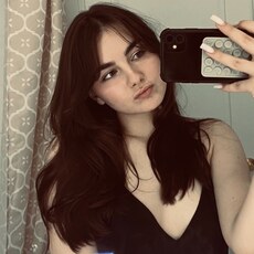 Фотография девушки Полина, 19 лет из г. Санкт-Петербург