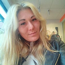 Юлька, 37 из г. Санкт-Петербург.