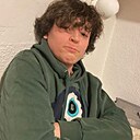 Саша, 22 года