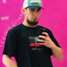 Фотография мужчины Умар, 22 года из г. Горшечное