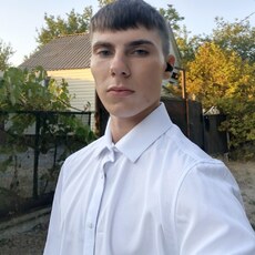 Фотография мужчины Даниил, 19 лет из г. Семикаракорск