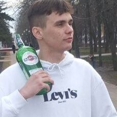 Фотография мужчины Костя, 28 лет из г. Заринск