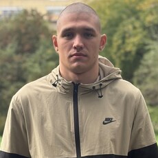 Фотография мужчины Денис, 21 год из г. Екатеринбург