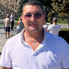 Фотография мужчины Назар, 37 лет из г. Новый Уренгой