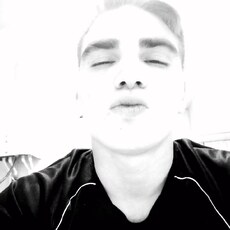 Фотография мужчины Артем, 22 года из г. Сыктывкар