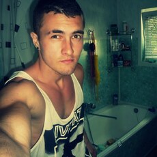 Фотография мужчины Артем, 22 года из г. Москва