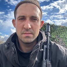 Фотография мужчины Юра, 34 года из г. Нижний Тагил