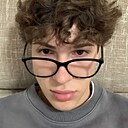 Роман, 21 год