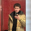 Аслбек, 21 год