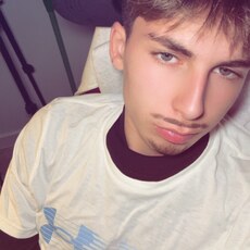 Фотография мужчины Mike, 18 лет из г. Кагул