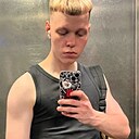 Илья, 22 года