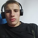 Роман, 21 год