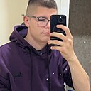 Станислав, 18 лет