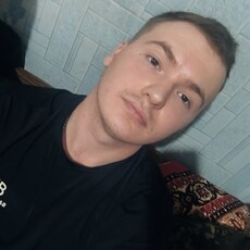 Фотография мужчины Денис, 24 года из г. Алчевск