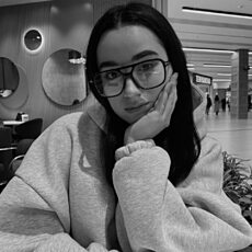 Фотография девушки Полина, 18 лет из г. Адыгейск
