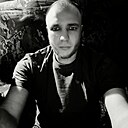 Эдуард, 32 года