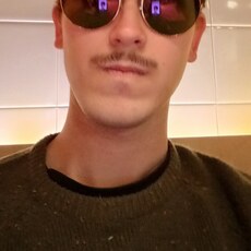 Фотография мужчины Владимир, 24 года из г. Санкт-Петербург