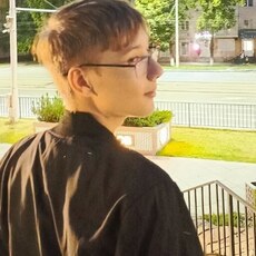 Фотография мужчины Дмитрий, 18 лет из г. Новосибирск