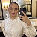 Карина, 19 лет