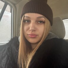 Фотография девушки Поля, 21 год из г. Томск