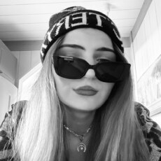 Фотография девушки Лолита, 18 лет из г. Петрозаводск