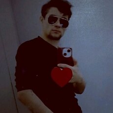 Фотография мужчины Арсений, 22 года из г. Астрахань