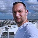 Менаше, 37 лет