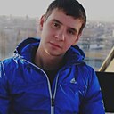 Макс, 33 года