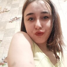 Фотография девушки Дарьяна, 22 года из г. Новая Игирма