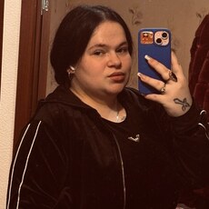 Фотография девушки Карина, 18 лет из г. Апатиты