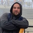 Михаил, 32 года