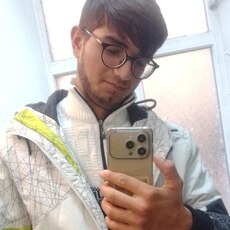 Фотография мужчины Сайд, 19 лет из г. Санкт-Петербург