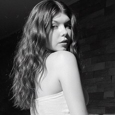 Фотография девушки Ангелина, 18 лет из г. Сызрань