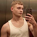 Максим, 18 лет