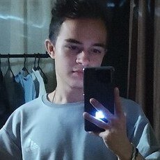 Фотография мужчины Данил, 18 лет из г. Воронеж