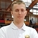 Максим, 24 года