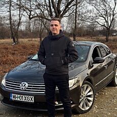 Фотография мужчины Lazar, 25 лет из г. Lugoj