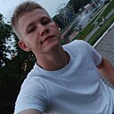 Максим, 23 года