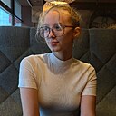 Полина, 18 лет